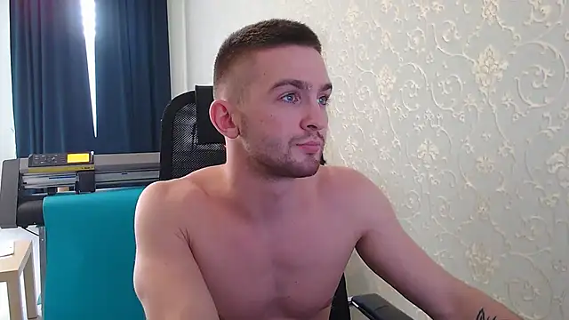 Snapshot of Marselle_Laker chatting on 03-11-25, 11:12 Marselle Laker online show from 03-11-25, 11:12