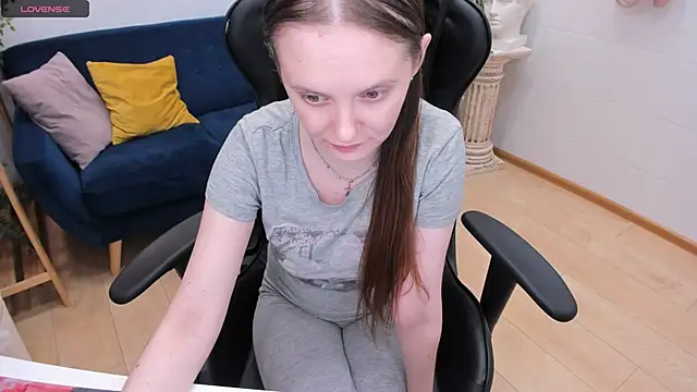 Snapshot of JannaVerdi_ chatting on 02-04-25, 10:00 JannaVerdi online show from 02-04-25, 10:00