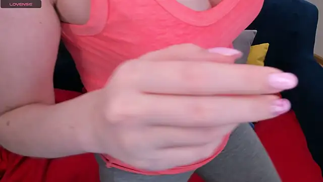 Snapshot of JannaVerdi_ chatting on 02-05-25, 10:41 JannaVerdi online show from 02-05-25, 10:41