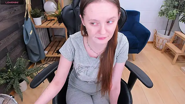 Snapshot of JannaVerdi_ chatting on 03-17-25, 06:40 JannaVerdi online show from 03-17-25, 06:40