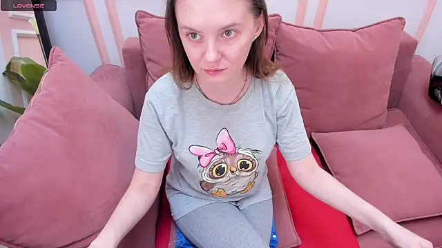 Snapshot of JannaVerdi_ chatting on 10-13-25, 06:24 JannaVerdi online show from 10-13-25, 06:24