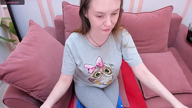 Snapshot of JannaVerdi_ chatting on 10-15-25, 06:35 JannaVerdi online show from 10-15-25, 06:35