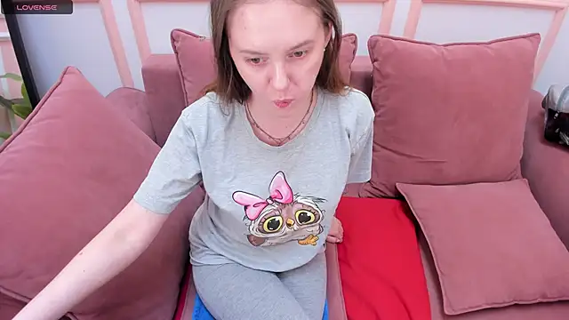 Snapshot of JannaVerdi_ chatting on 10-20-25, 06:36 JannaVerdi online show from 10-20-25, 06:36