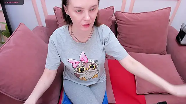 Snapshot of JannaVerdi_ chatting on 10-21-25, 06:25 JannaVerdi online show from 10-21-25, 06:25