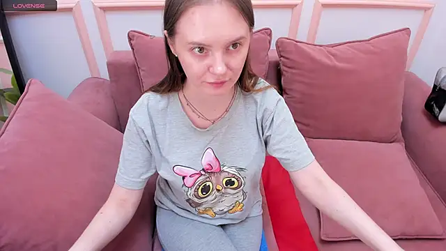 Snapshot of JannaVerdi_ chatting on 10-22-25, 06:35 JannaVerdi online show from 10-22-25, 06:35