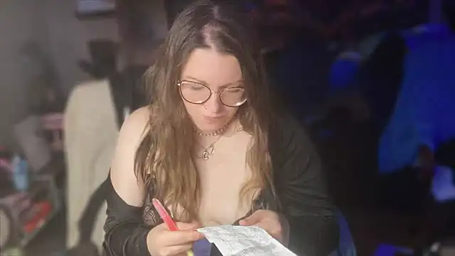 Snapshot of spunlikecottoncandy chatting on 09-16-25, 05:19 spunlikecottoncandy online show from 09-16-25, 05:19