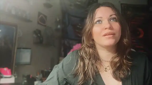 Snapshot of spunlikecottoncandy chatting on 10-02-25, 03:41 spunlikecottoncandy online show from 10-02-25, 03:41