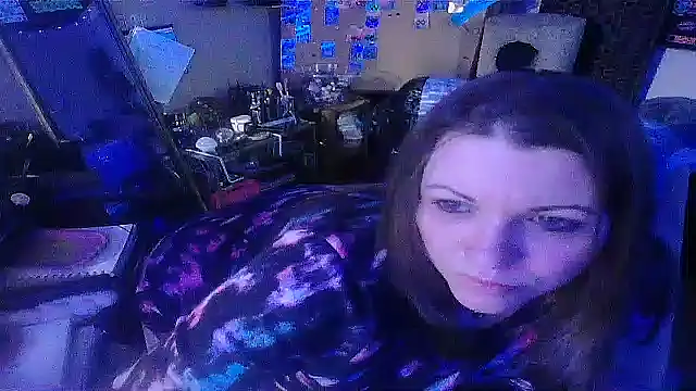 Snapshot of spunlikecottoncandy chatting on 11-11-25, 09:15 spunlikecottoncandy online show from 11-11-25, 09:15