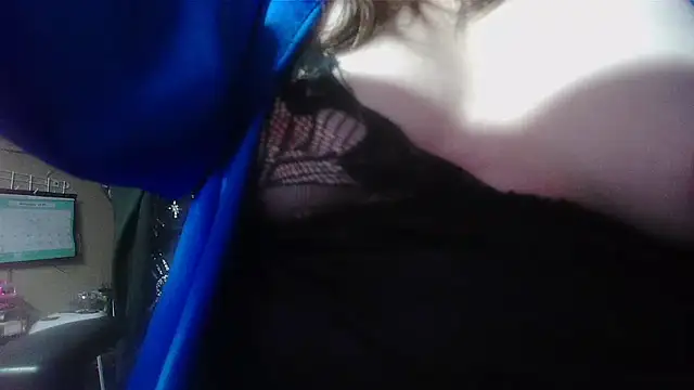 Snapshot of spunlikecottoncandy chatting on 11-25-25, 08:20 spunlikecottoncandy online show from 11-25-25, 08:20