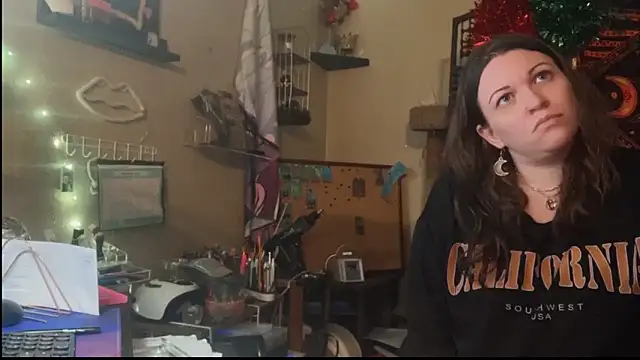 Snapshot of spunlikecottoncandy chatting on 12-04-25, 03:32 spunlikecottoncandy online show from 12-04-25, 03:32