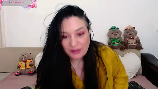 ElenaRose90 online show from 06-04-26, 08:26