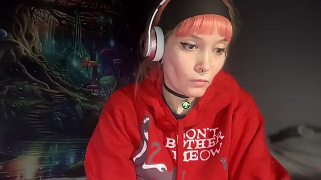 Snapshot of FRRANNKIE chatting on 12-22-25, 02:19 FRRANNKIE online show from 12-22-25, 02:19