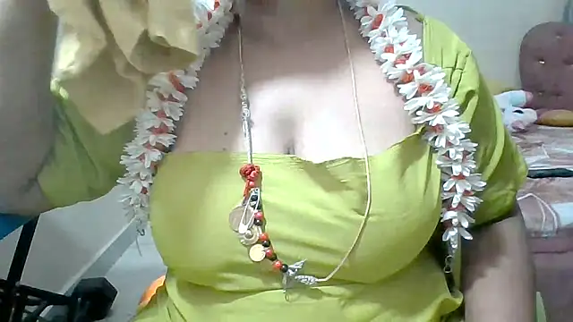 Snapshot of archanatelugu9 chatting on 04-22-26, 03:20 archanatelugu9 online show from 04-22-26, 03:20