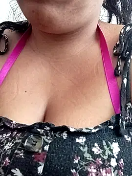 Snapshot of Morenitha-XXX chatting on 12-09-24, 01:24 Morenitha-XXX online show from 12-09-24, 01:24