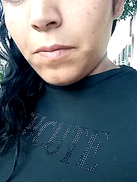 Snapshot of Morenitha-XXX chatting on 12-21-24, 11:24 Morenitha-XXX online show from 12-21-24, 11:24