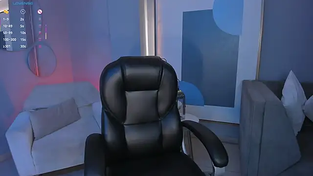 DannaCruz online show from 11-16-25, 05:07