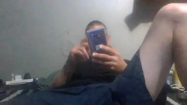 Snapshot of daddytim0 chatting on 03-25-26, 01:06 daddytim0 online show from 03-25-26, 01:06