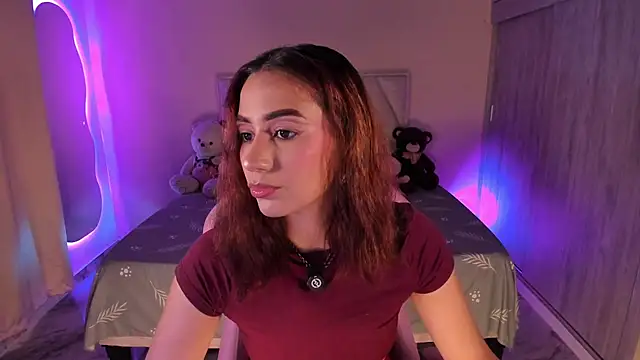 Snapshot of LucianaCarter chatting on 06-23-26, 03:43 LucianaCarter online show from 06-23-26, 03:43