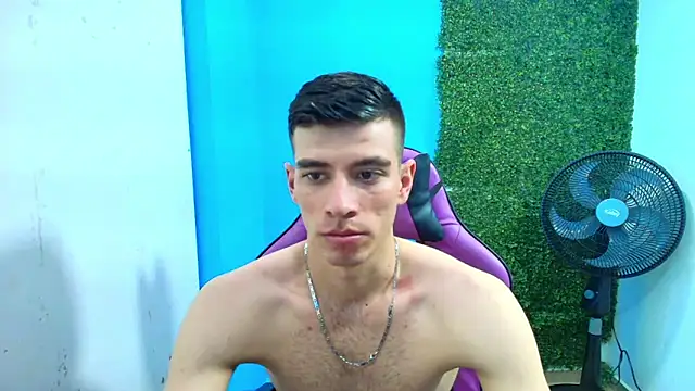 Snapshot of DEIBY_BABY chatting on 01-31-25, 03:09 DEIBY BABY online show from 01-31-25, 03:09