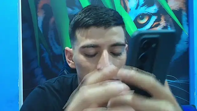 Snapshot of DEIBY_BABY chatting on 02-17-26, 04:02 DEIBY BABY online show from 02-17-26, 04:02