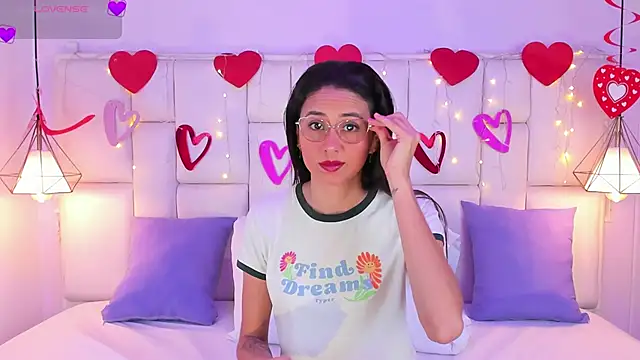 SarahSophia  online show from 02-20-25, 11:31