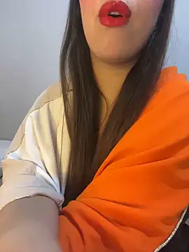 Snapshot of Mayacrayzi chatting on 02-05-25, 03:31 Mayacrayzi online show from 02-05-25, 03:31