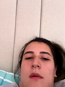 Hanna86 online show from 10-25-25, 02:46