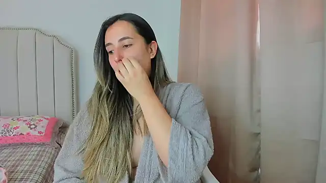 Hanna86 online show from 11-21-25, 05:00