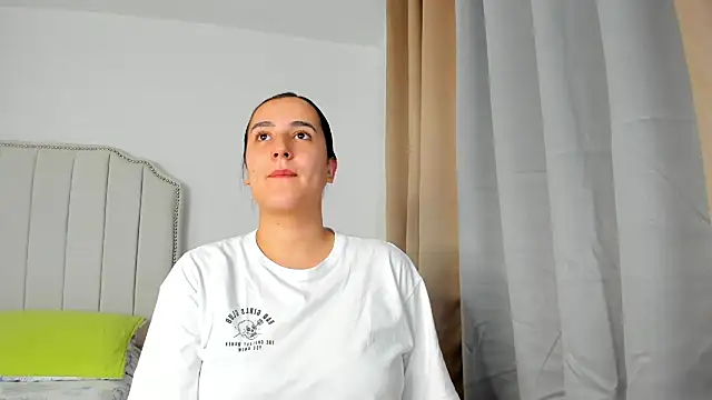 Hanna86 online show from 03-14-26, 07:52