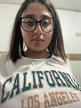 croftsmila online show from 02-20-25, 12:19