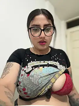 croftsmila online show from 02-27-25, 04:20