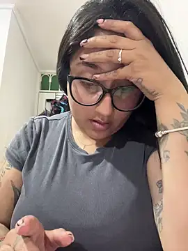 croftsmila online show from 12-13-25, 11:21