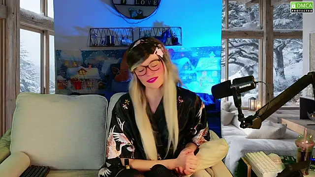 Snapshot of Kittychatte chatting on 01-18-26, 11:25 Kittychatte online show from 01-18-26, 11:25