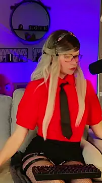 Kittychatte online show from 03-26-26, 02:44