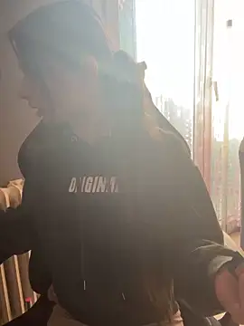 LaPetitechienne1 online show from 01-13-25, 02:00