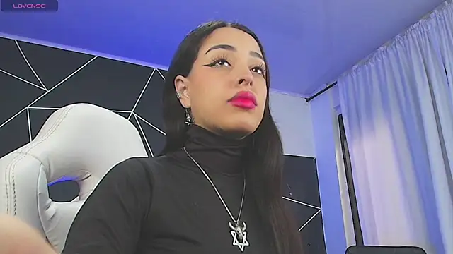 Snapshot of farichell chatting on 12-19-25, 08:49 farichell online show from 12-19-25, 08:49