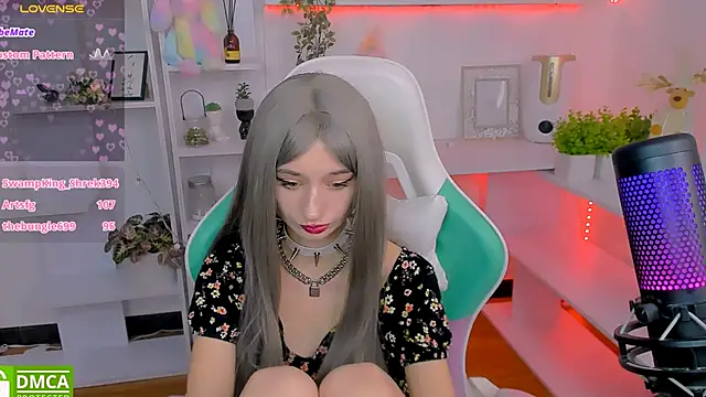 Katia Kim online show from 02-11-25, 12:48