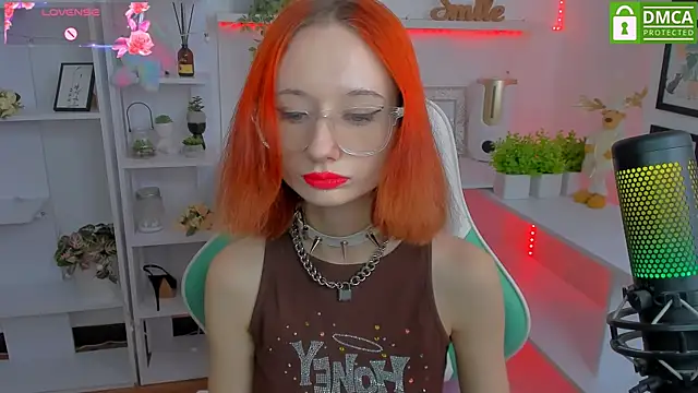 Katia Kim online show from 03-13-25, 06:16