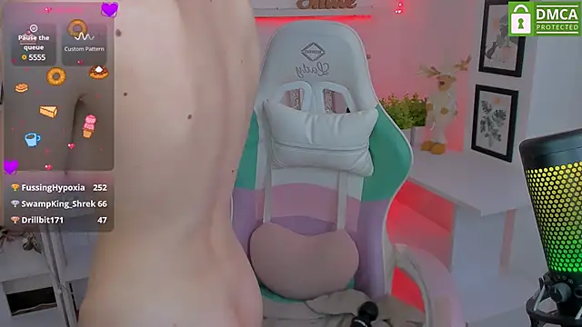 Katia Kim online show from 03-21-25, 12:39