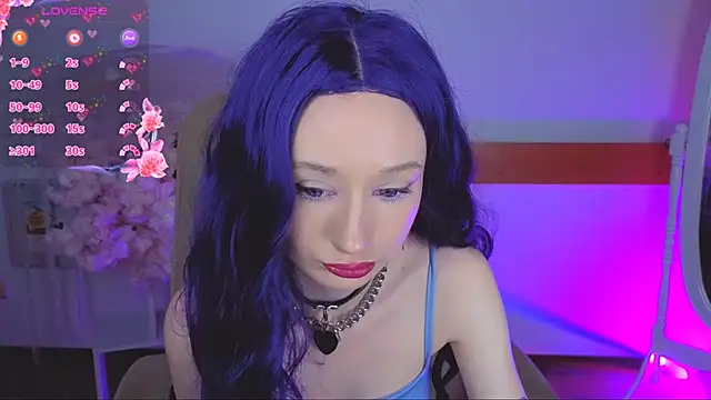 Katia Kim online show from 11-30-25, 06:17