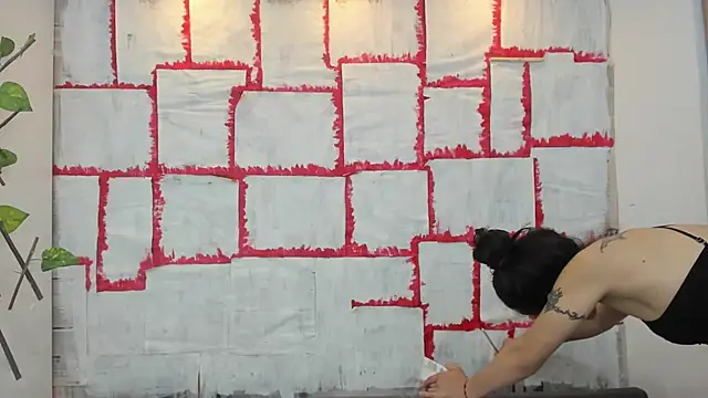 Snapshot of Mhelanny2 chatting on 02-01-25, 09:43 Mhelanny2 online show from 02-01-25, 09:43