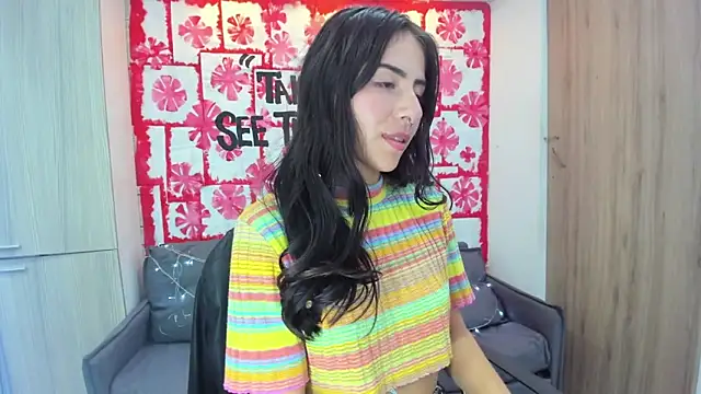 Snapshot of Mhelanny2 chatting on 02-16-25, 03:58 Mhelanny2 online show from 02-16-25, 03:58