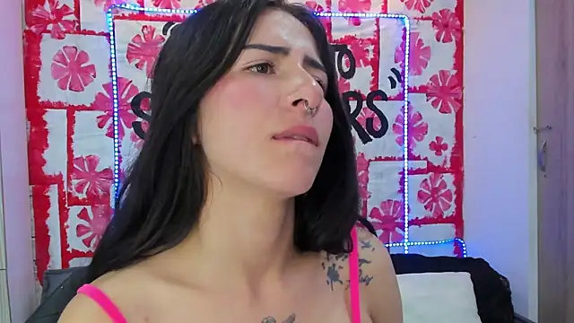 Snapshot of Mhelanny2 chatting on 02-27-25, 12:21 Mhelanny2 online show from 02-27-25, 12:21