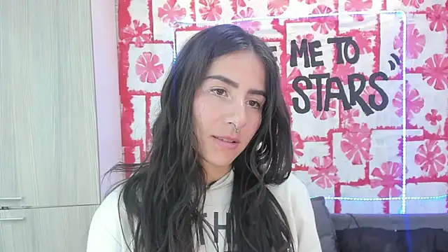 Snapshot of Mhelanny2 chatting on 03-01-25, 02:26 Mhelanny2 online show from 03-01-25, 02:26