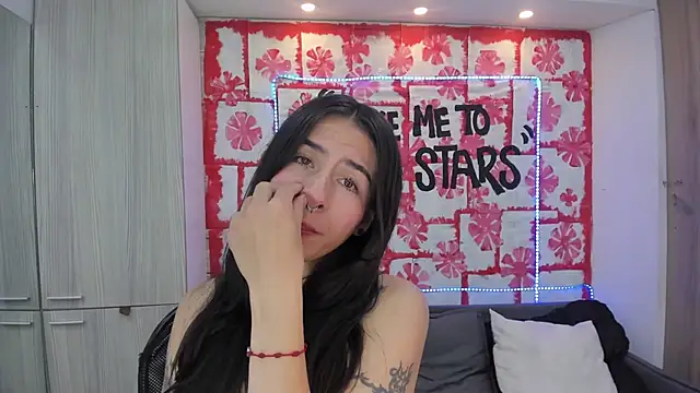 Snapshot of Mhelanny2 chatting on 03-14-25, 10:29 Mhelanny2 online show from 03-14-25, 10:29