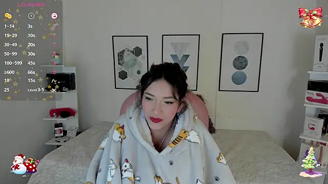 cristal  hot 1 online show from 12-14-24, 07:07