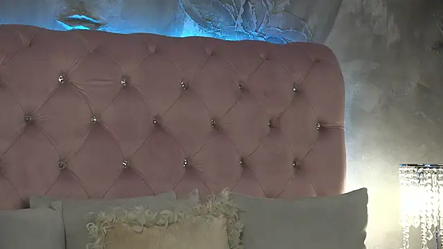 IvyRubens online show from 11-13-25, 05:28