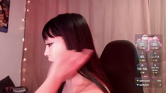 Snapshot of Persia_09 chatting on 02-14-25, 07:33 Persia 09 online show from 02-14-25, 07:33