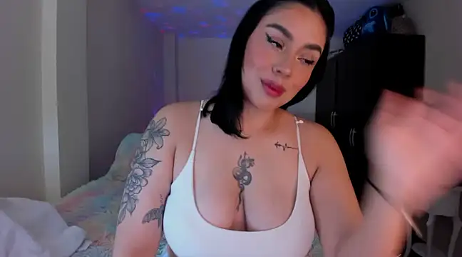 Snapshot of rosalie_lust chatting on 02-13-25, 03:18 rosalie lust online show from 02-13-25, 03:18