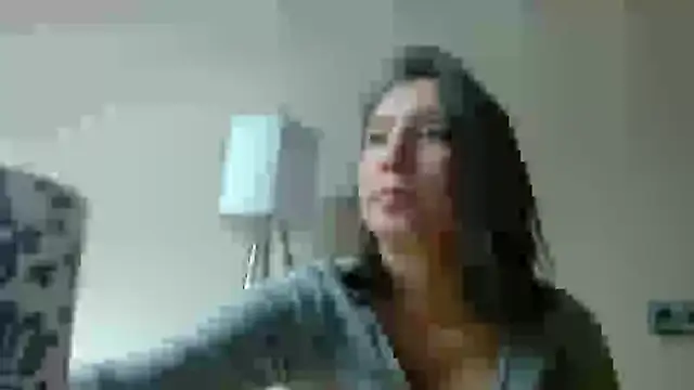 Snapshot of Sophi_Cute chatting on 02-01-25, 03:39 Sophi Cute online show from 02-01-25, 03:39